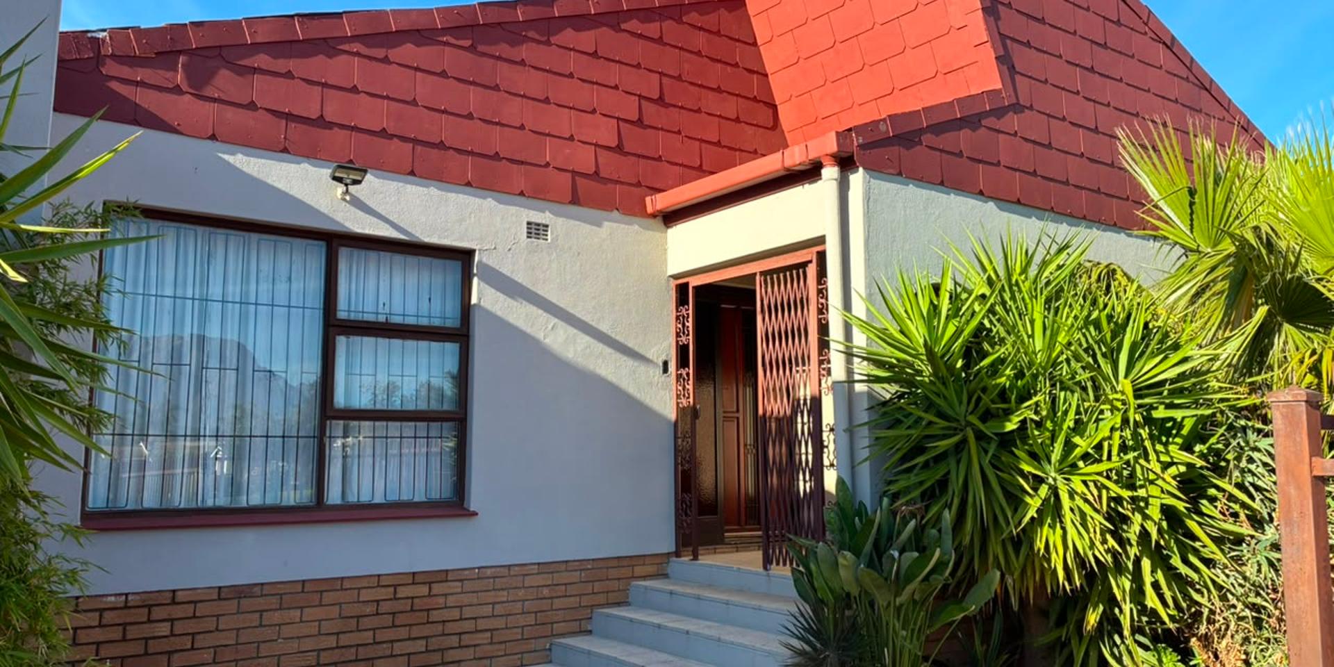 Image 1 of 6
