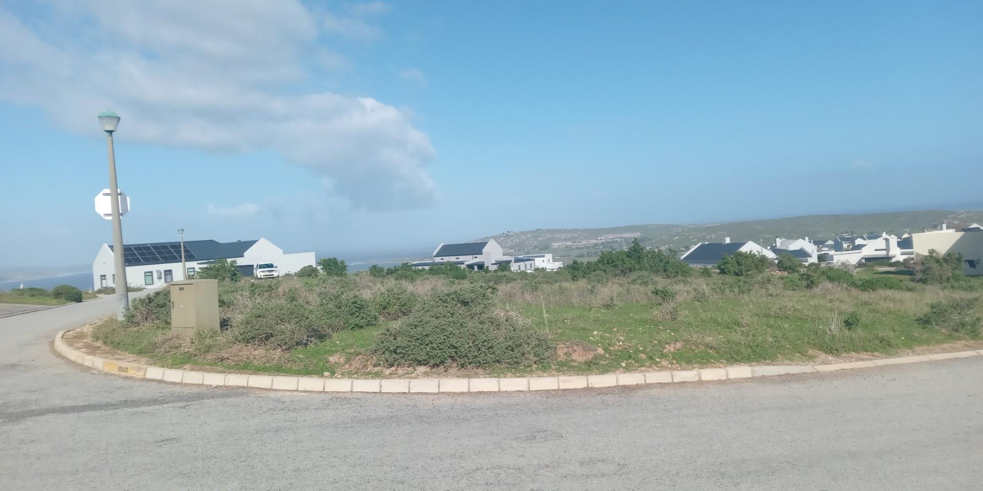 Image 2 of 6