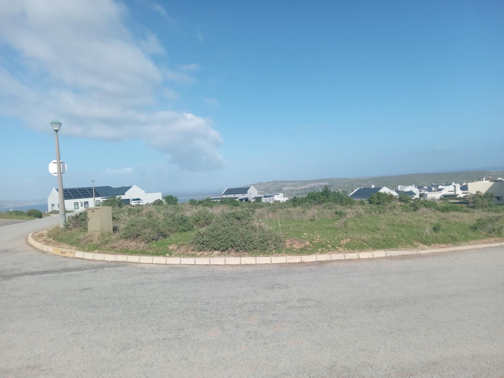 Image 2 of 6