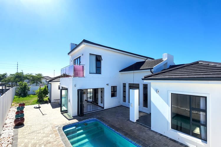 Main property image