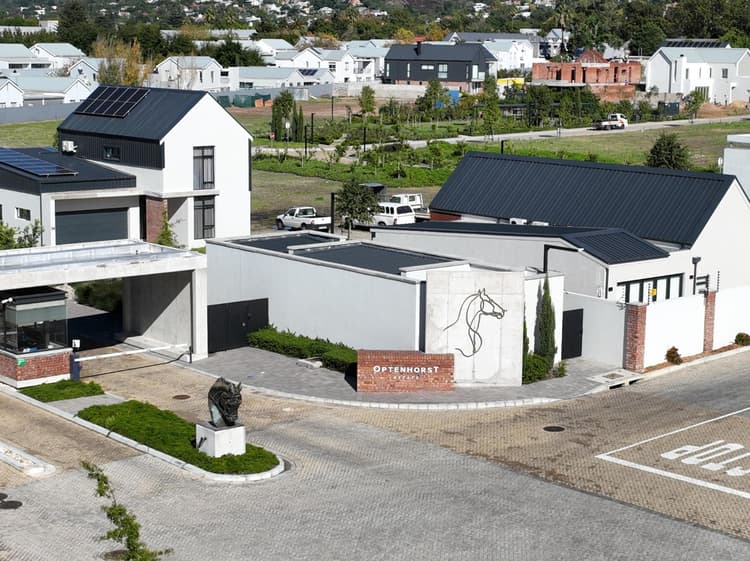 Main property image