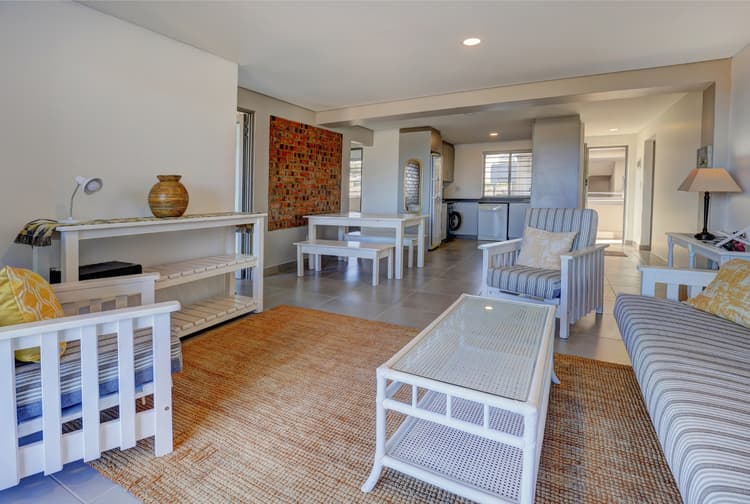Main property image