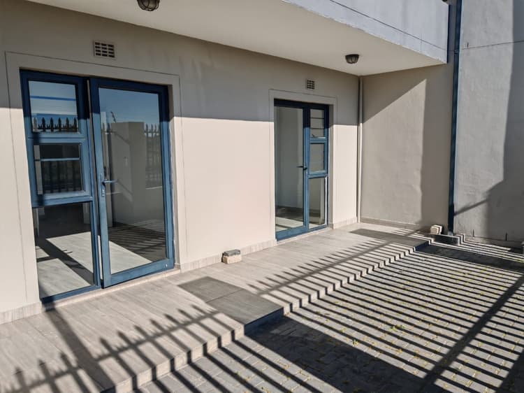 Main property image