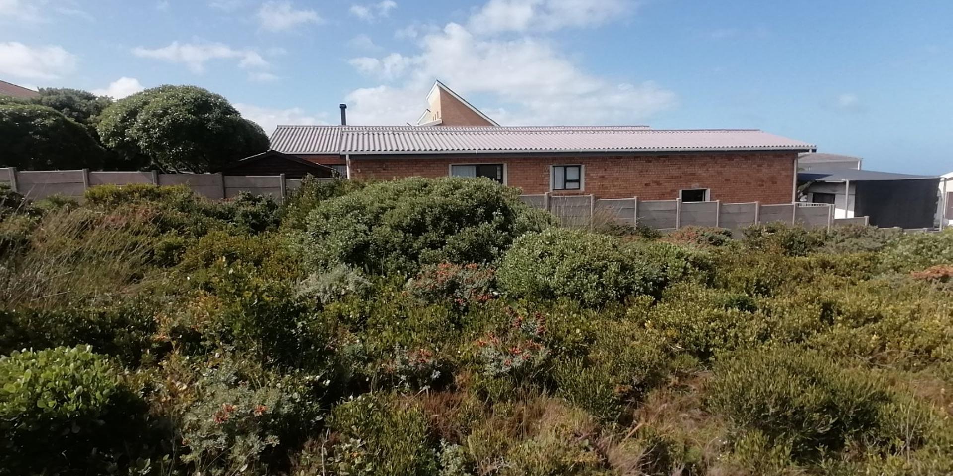 Image 3 of 6