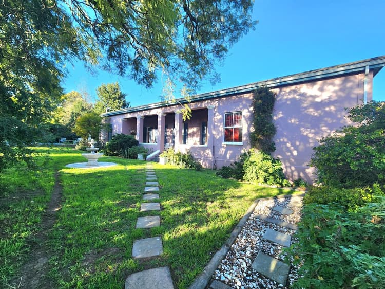 Main property image