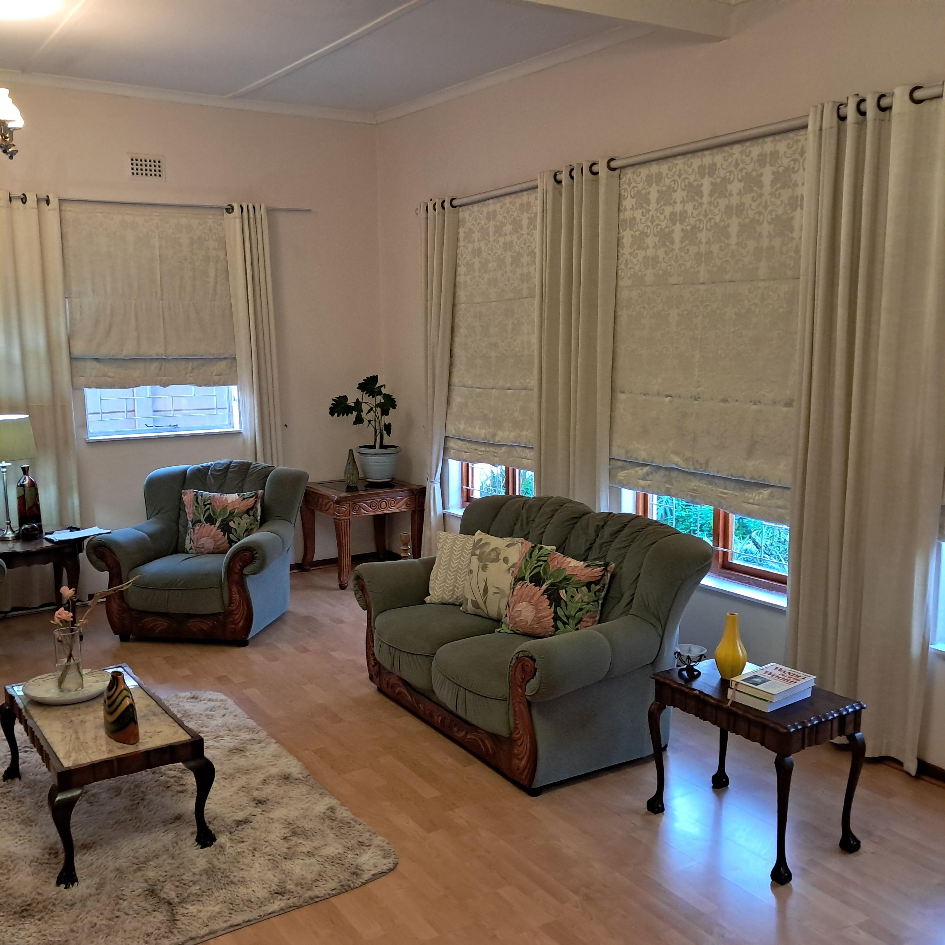 Image 2 of 6