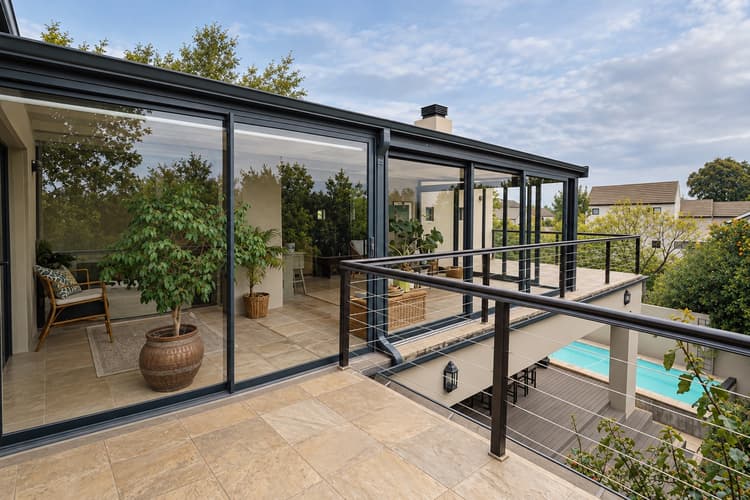 Main property image
