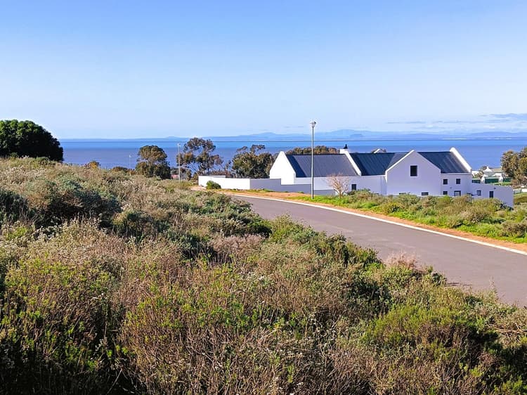 Main property image