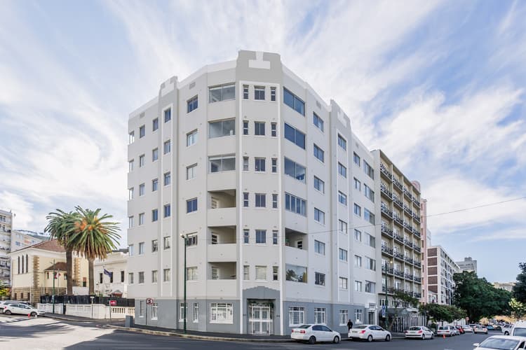 Main property image