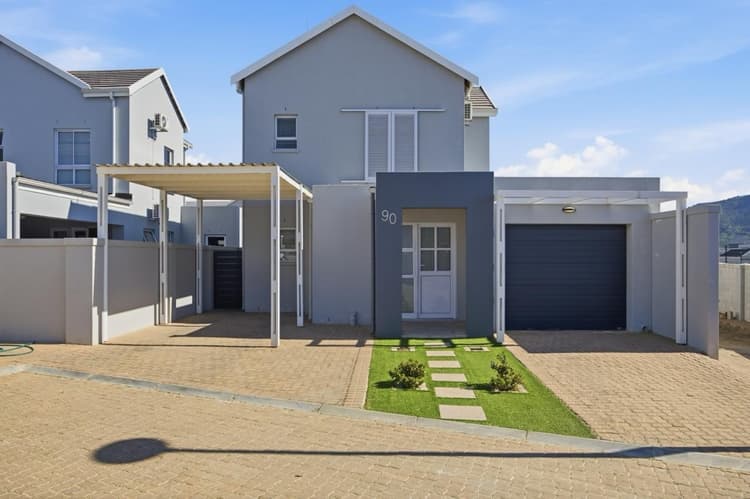 Main property image