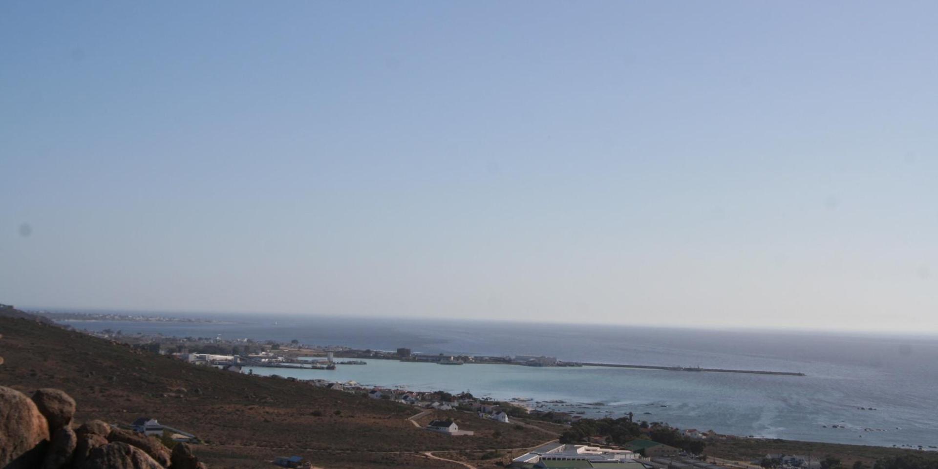 Image 2 of 6