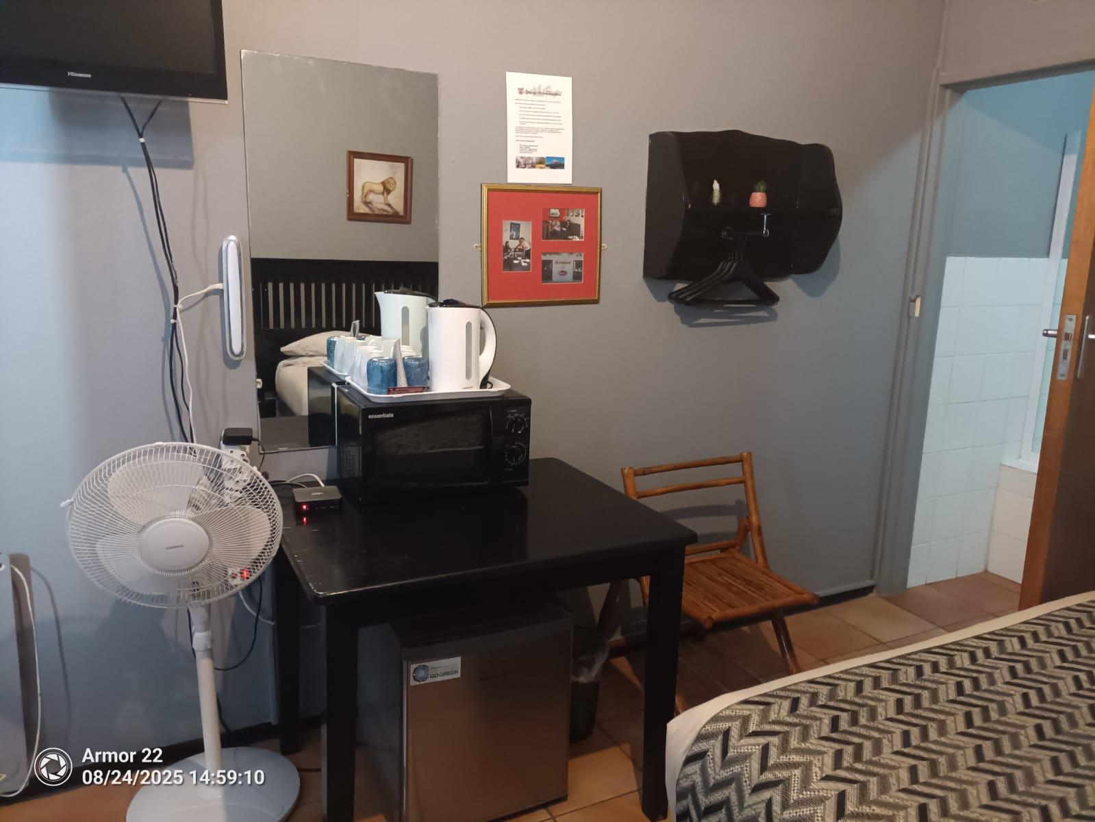 Image 5 of 6