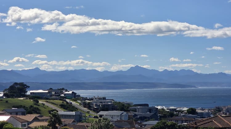 Main property image