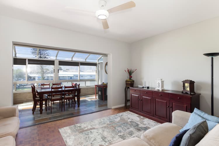 Main property image