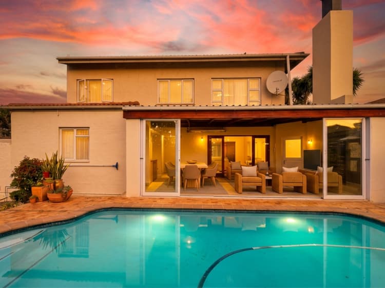 Main property image