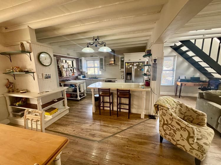 Main property image