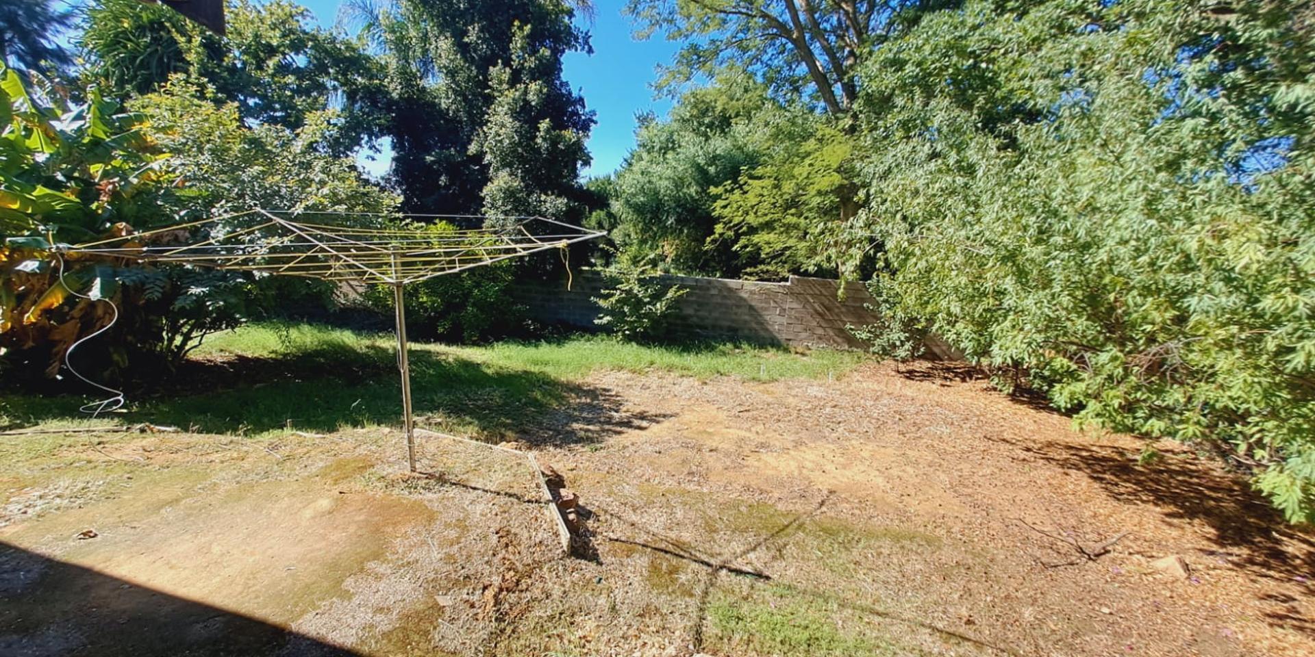 Image 4 of 6