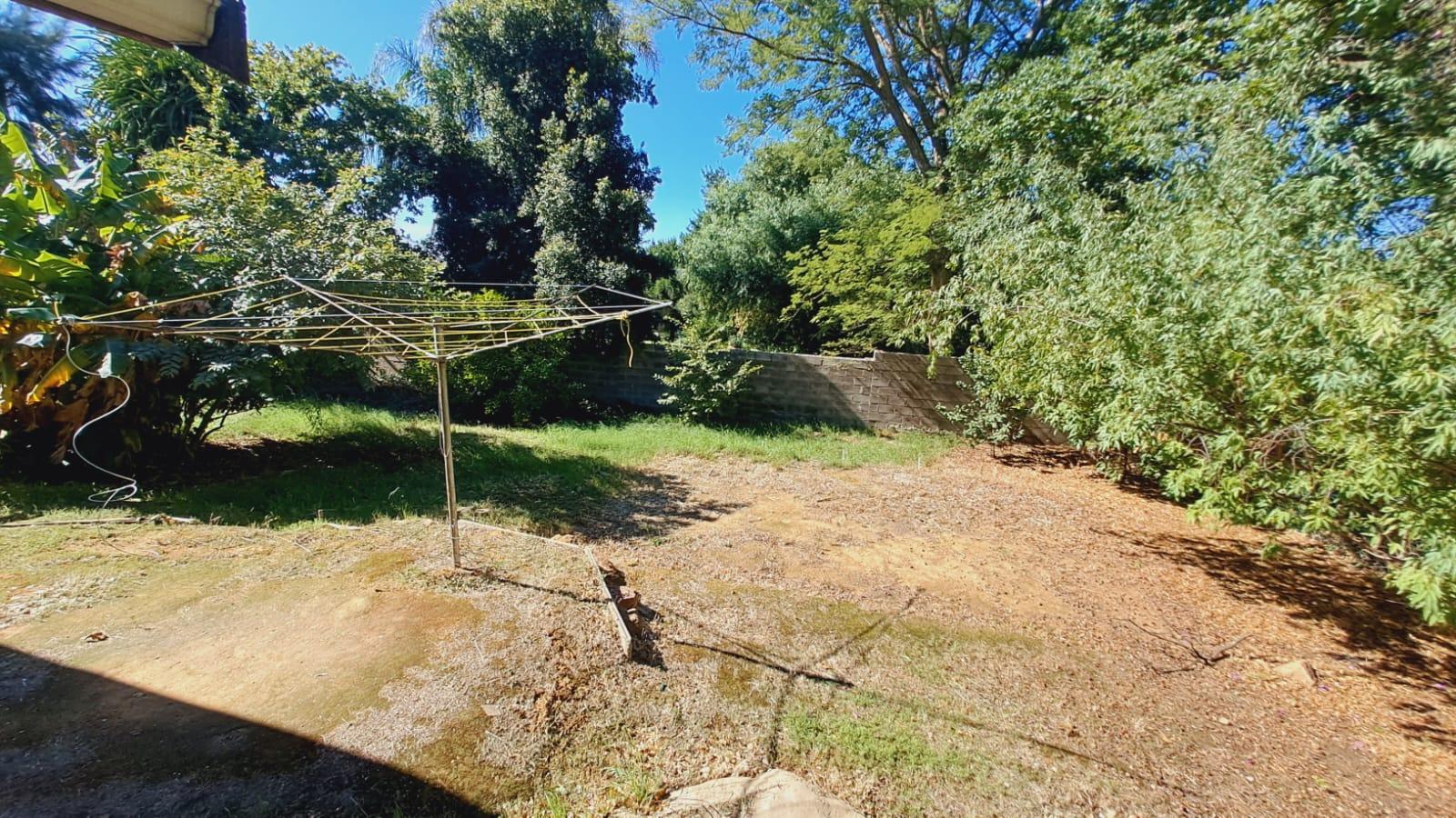 Image 4 of 6