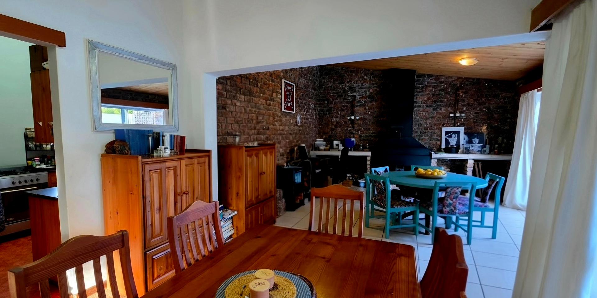 Image 2 of 6