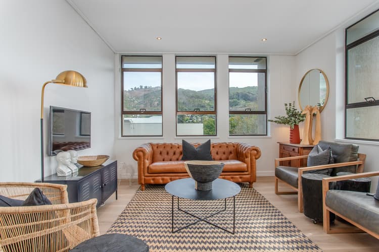 Main property image