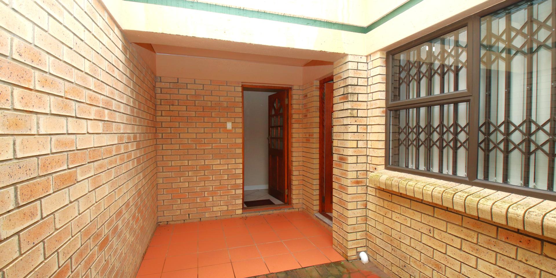 Image 2 of 6