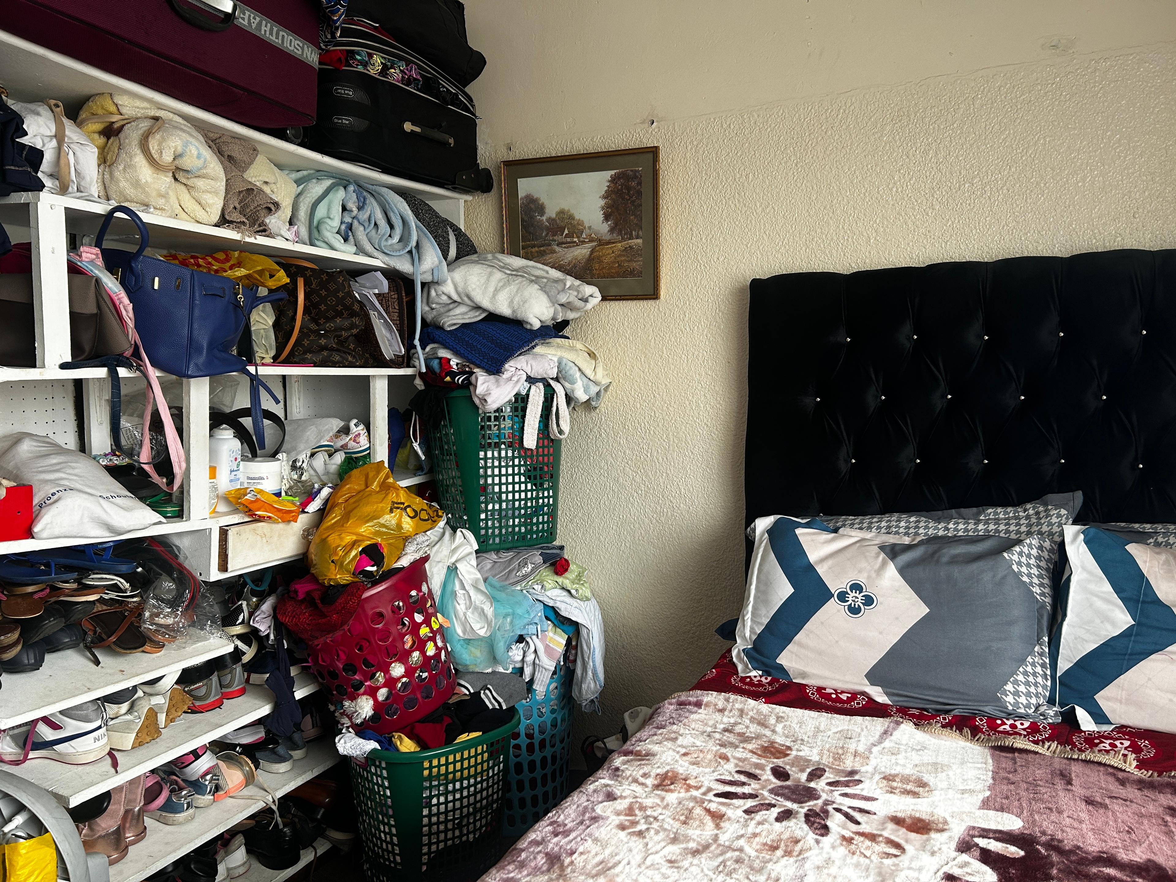 Image 5 of 6