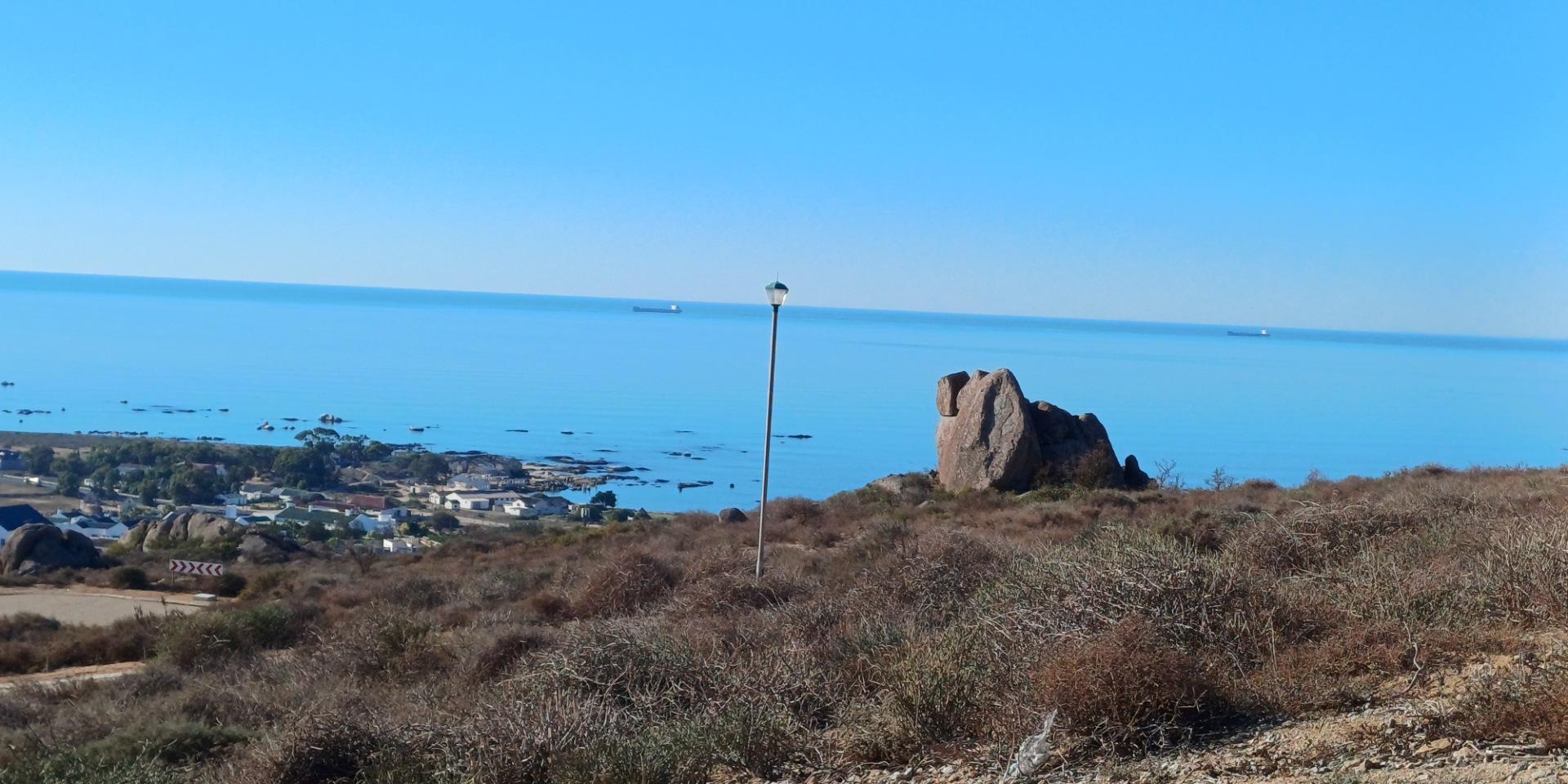 Image 2 of 6
