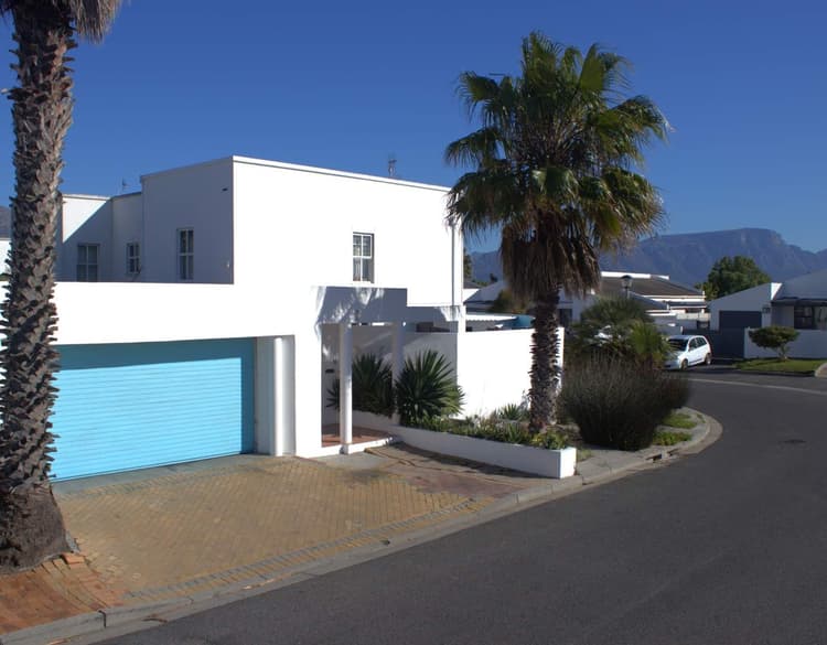 Main property image