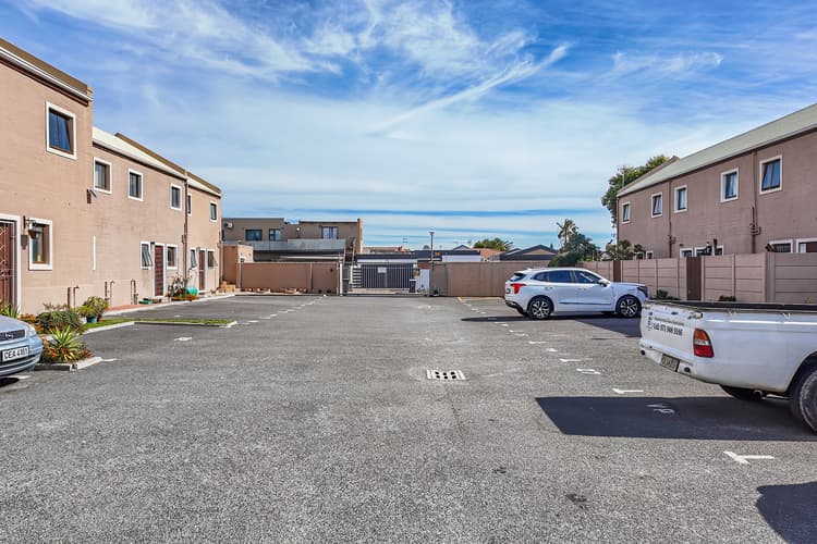Main property image