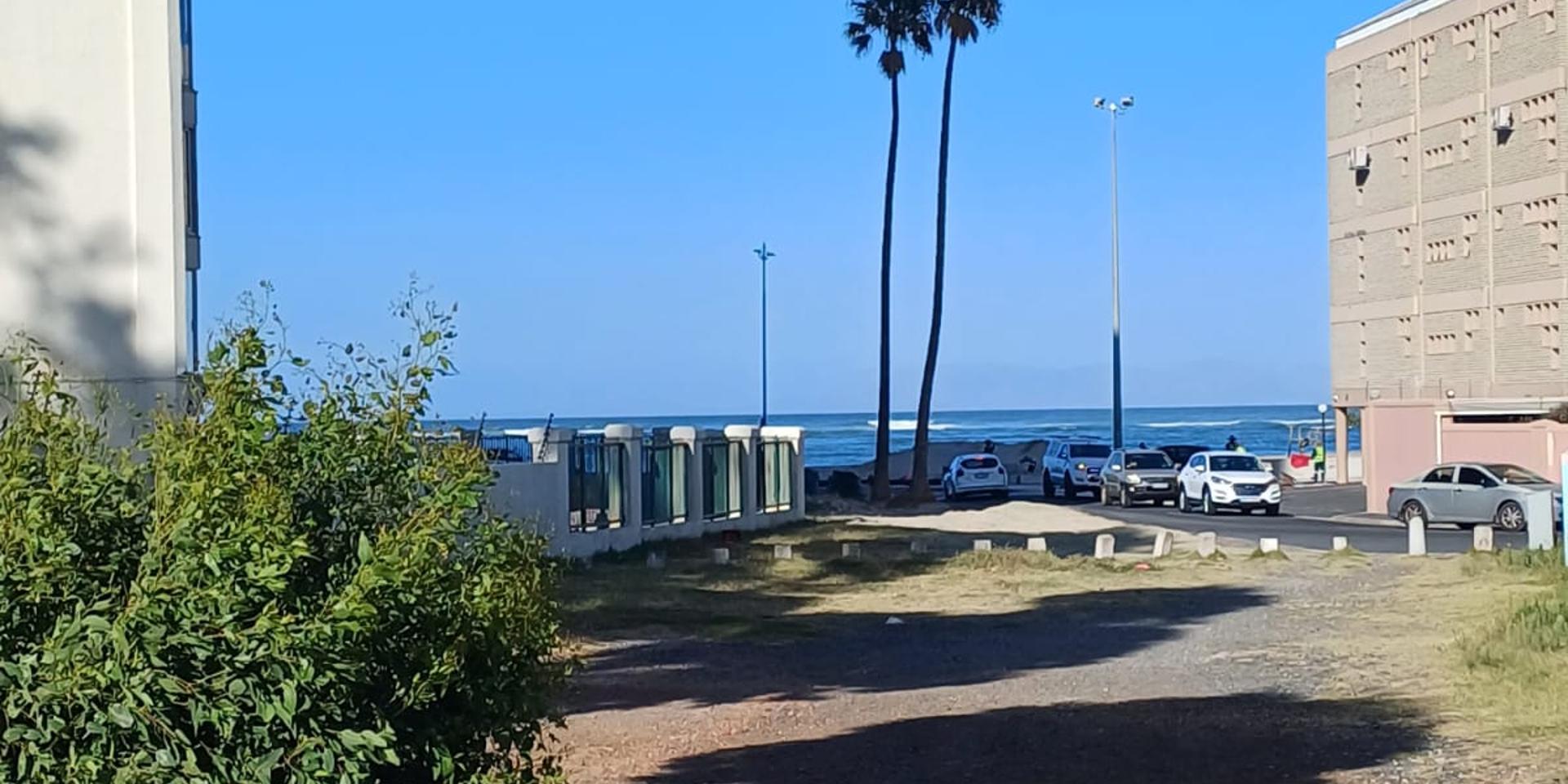 Image 1 of 6