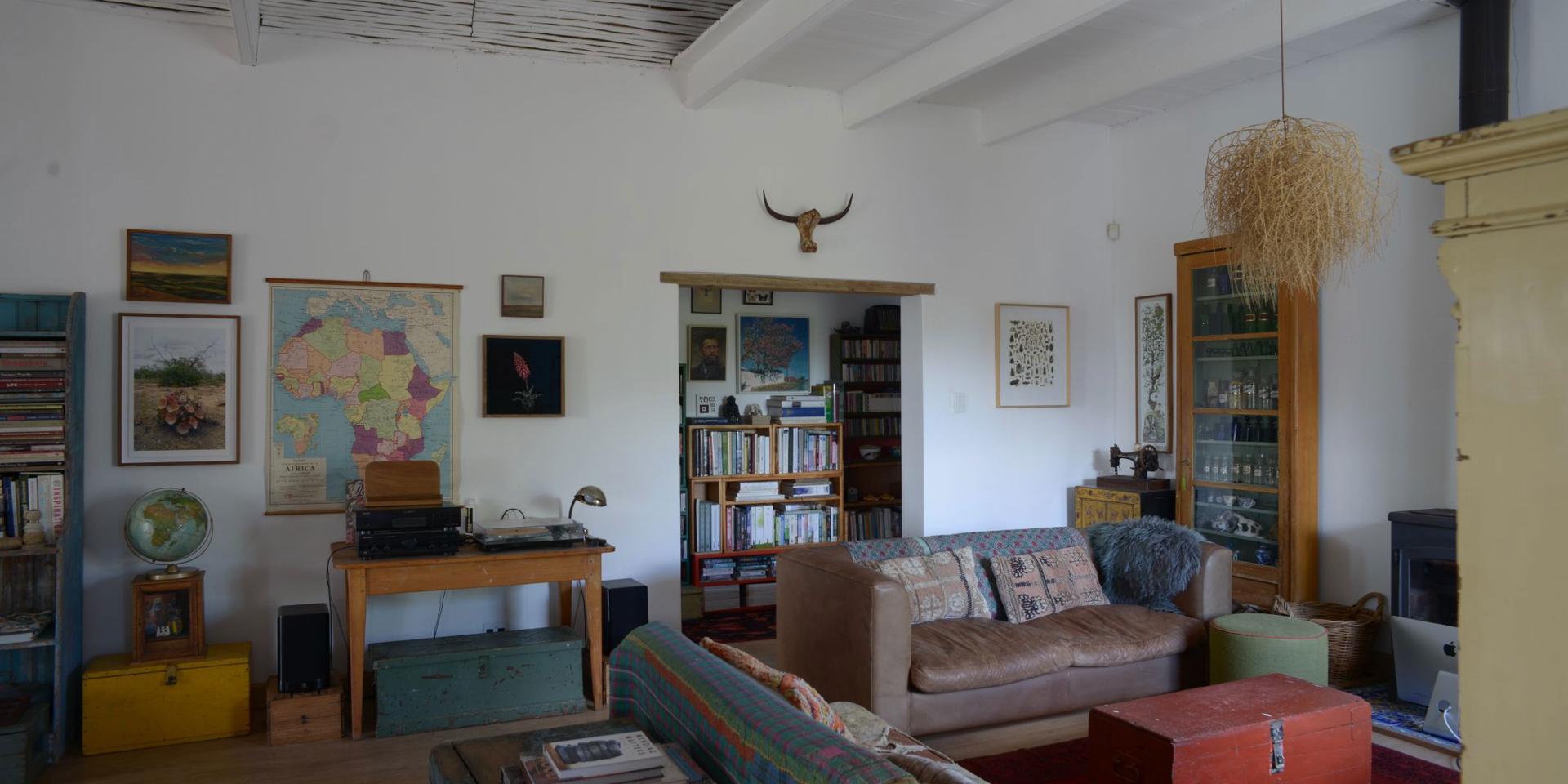 Image 2 of 6