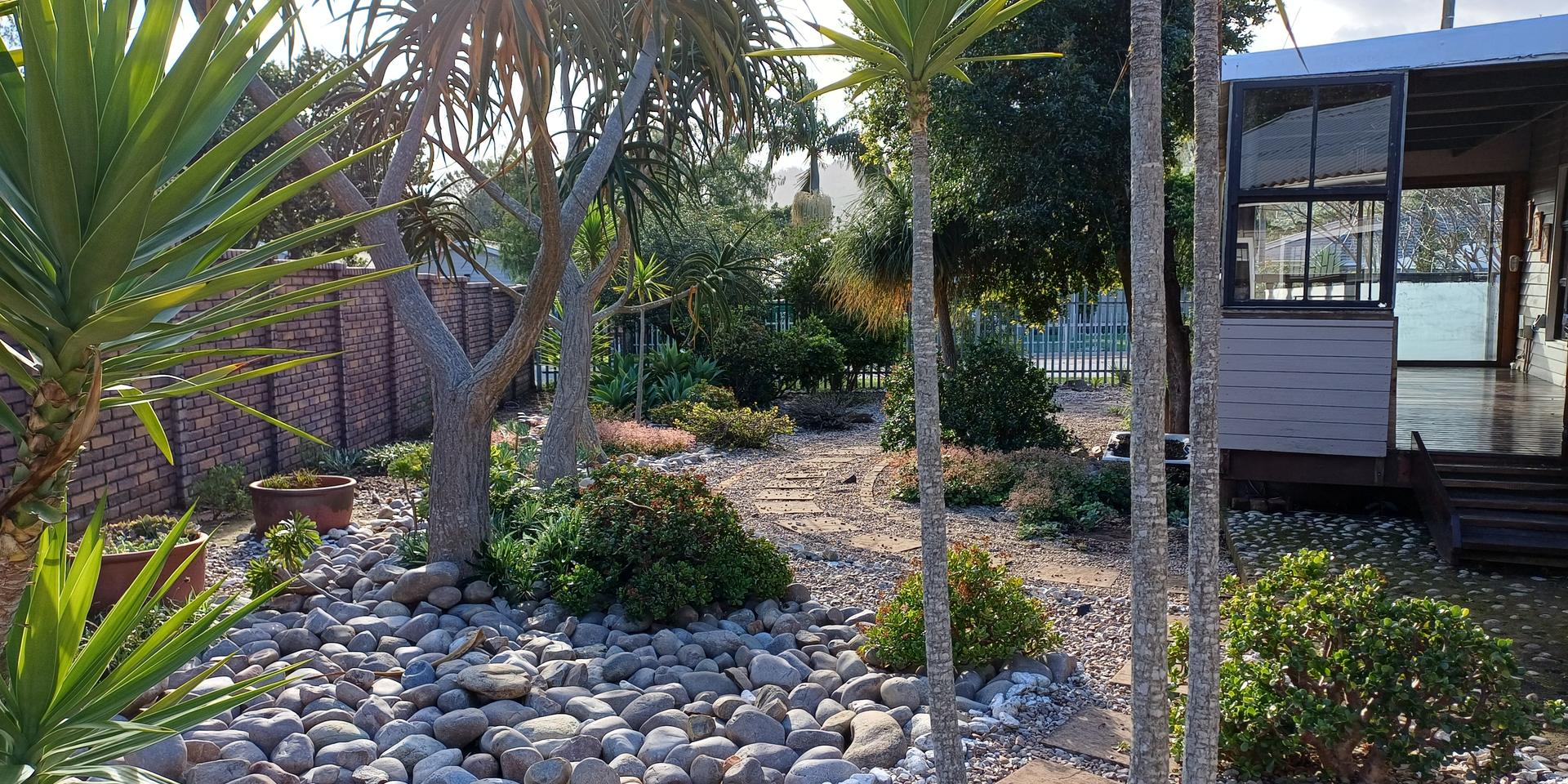 Image 4 of 6