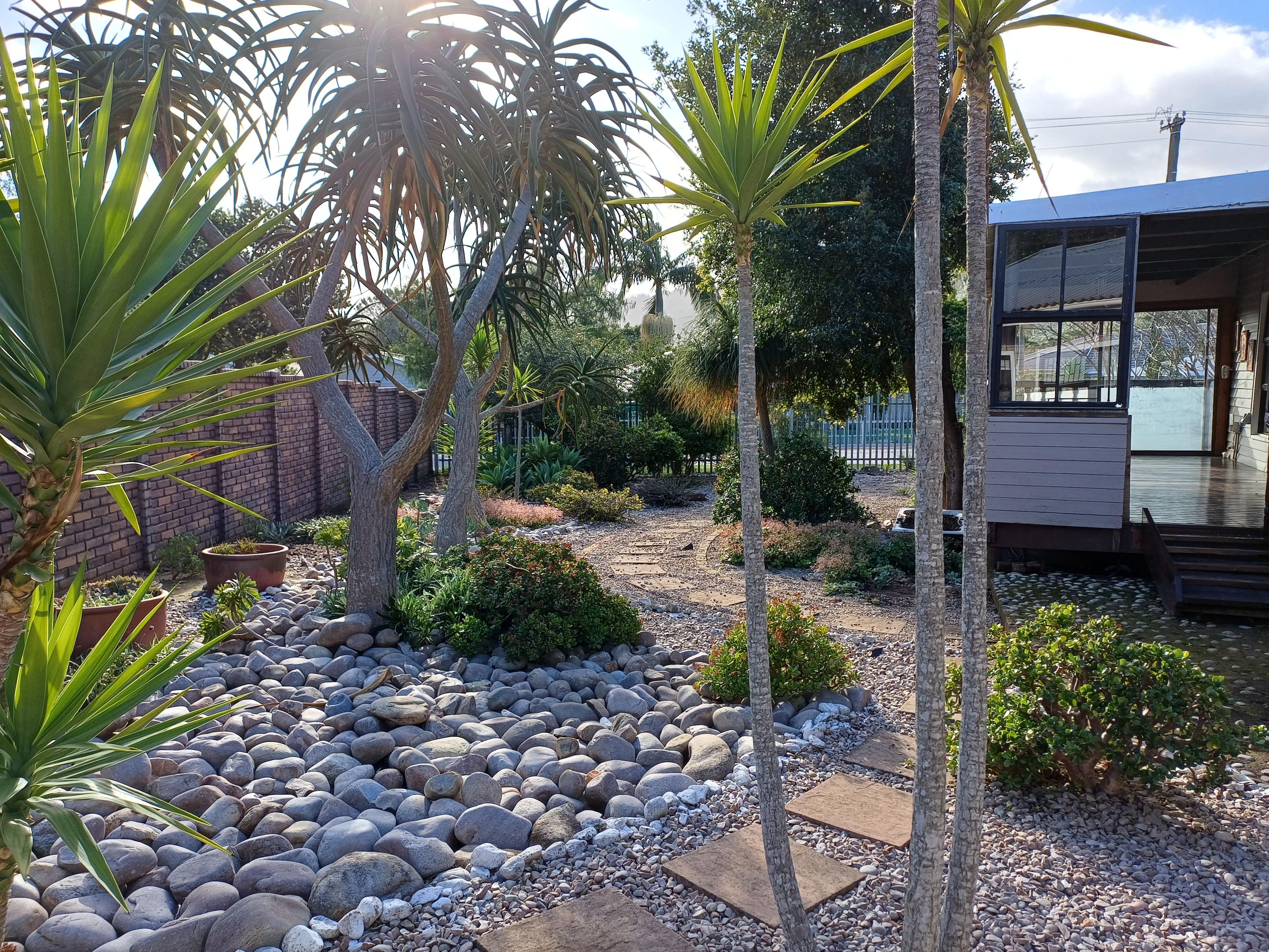 Image 4 of 6