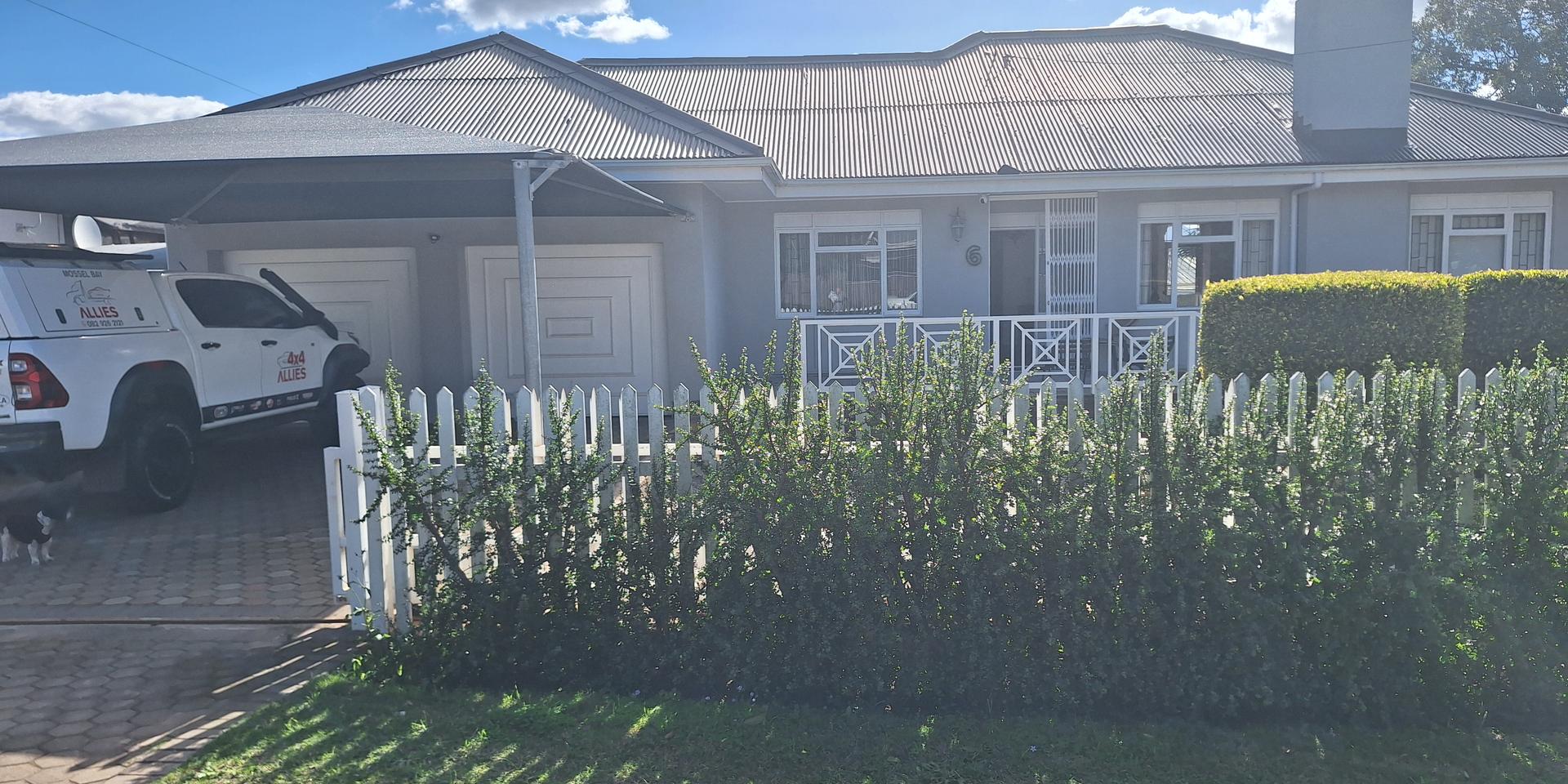 Image 1 of 6