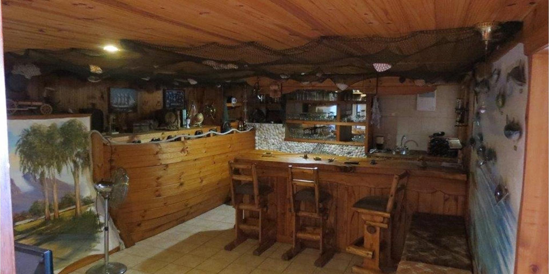 Image 5 of 6