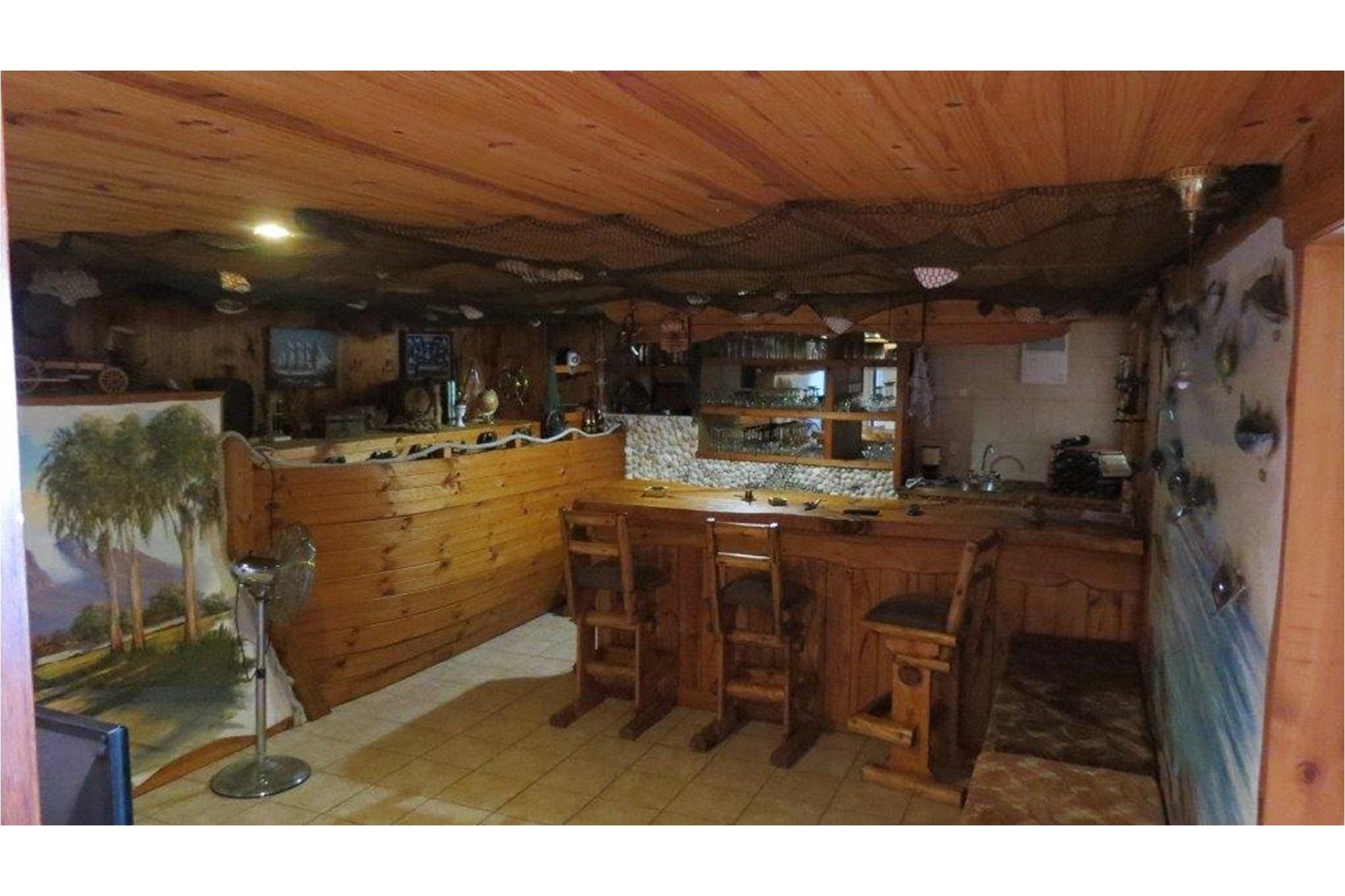 Image 5 of 6