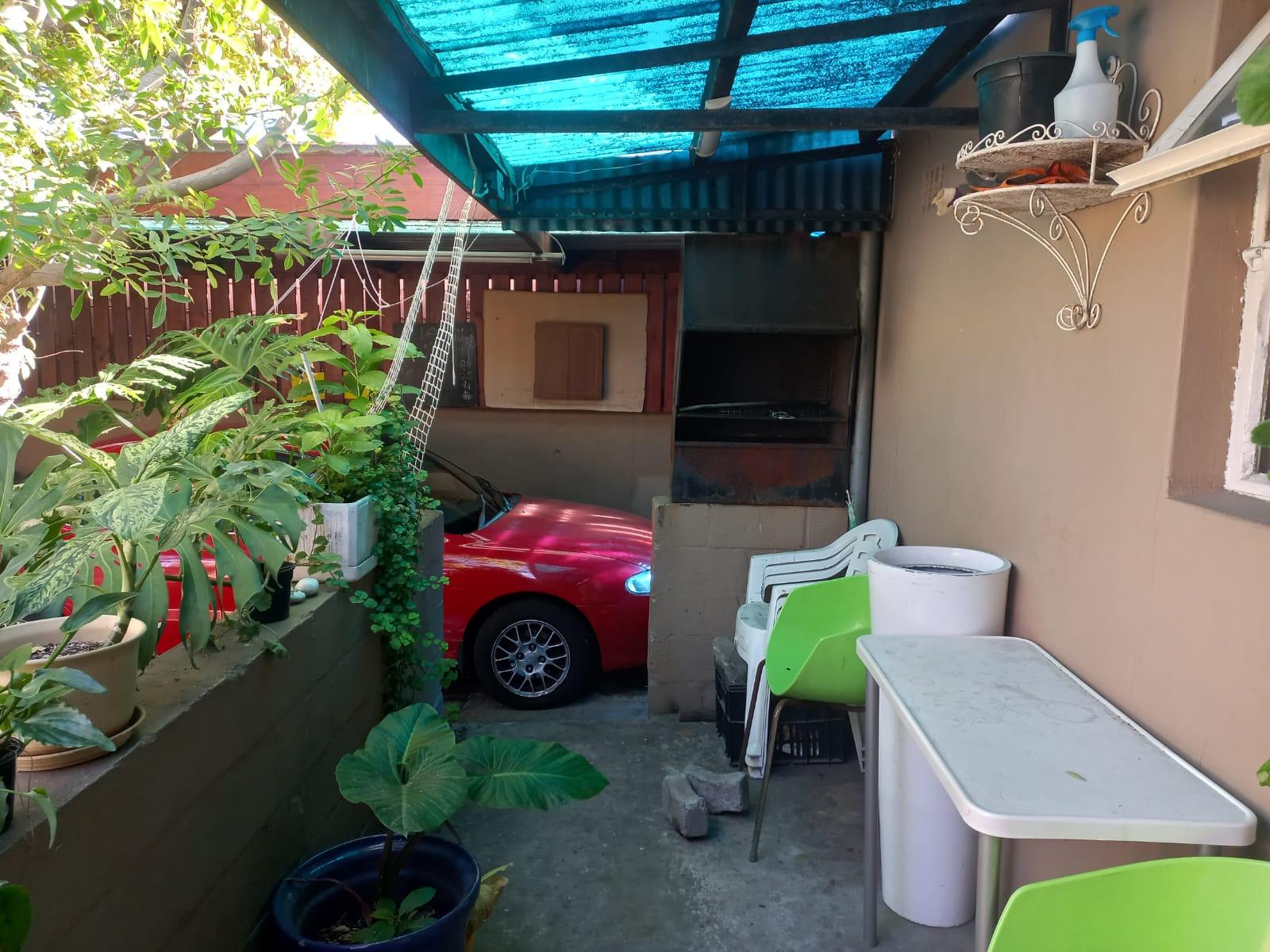 Image 3 of 6