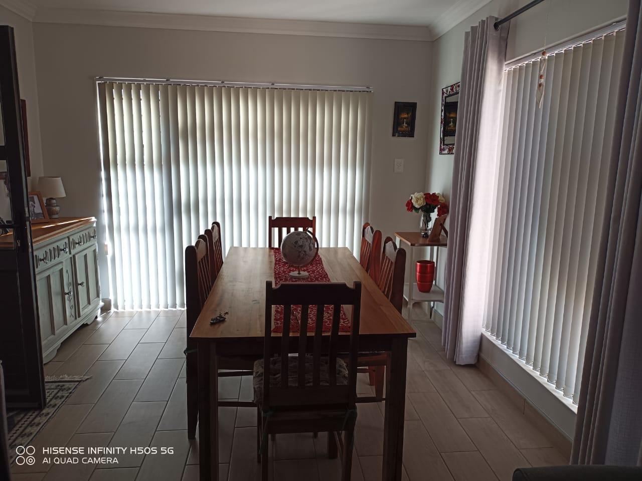 Image 2 of 6