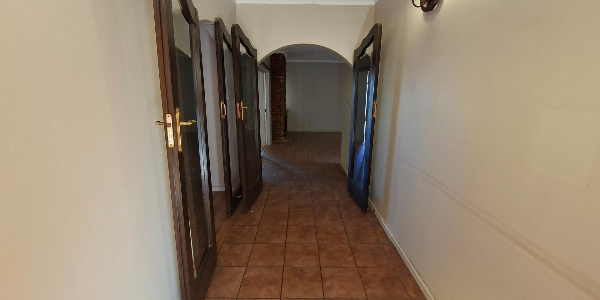 Image 5 of 6