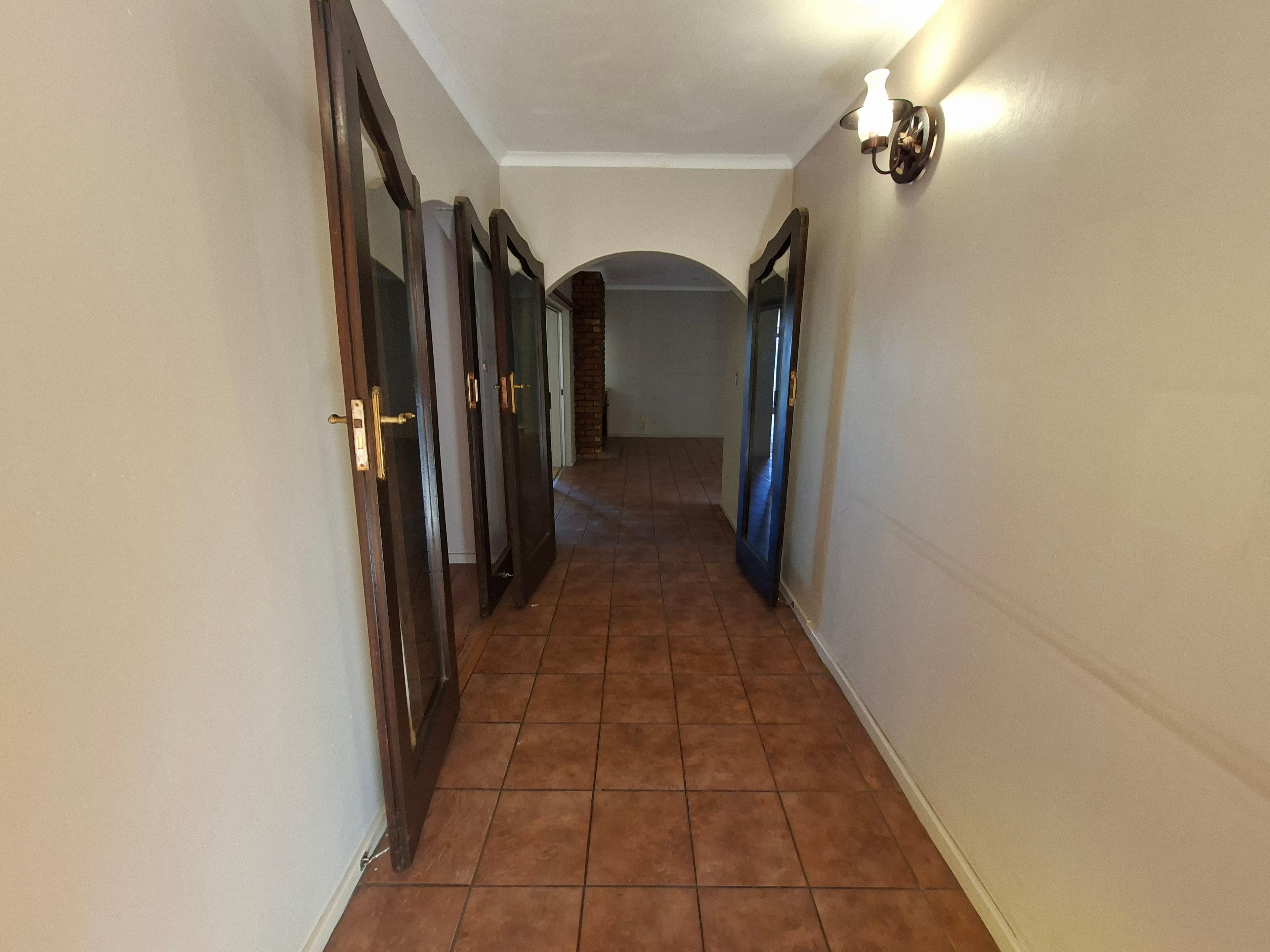 Image 5 of 6