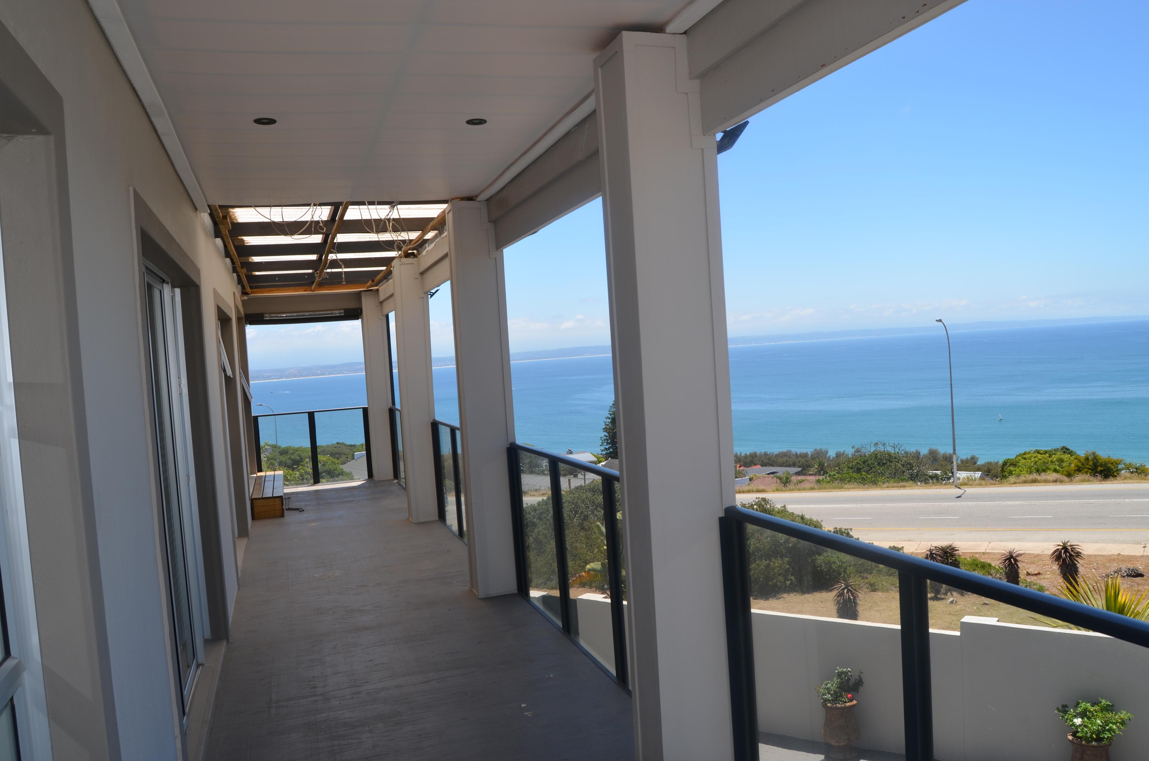 Image 2 of 6