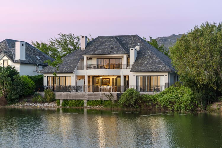 Main property image