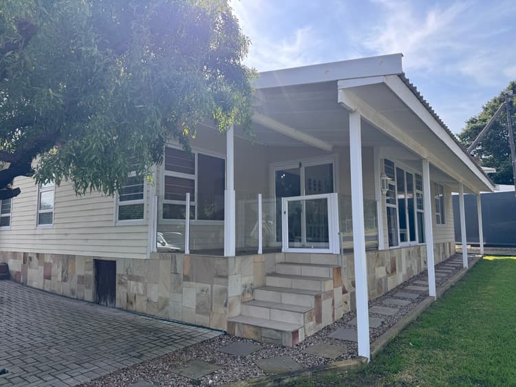 Main property image