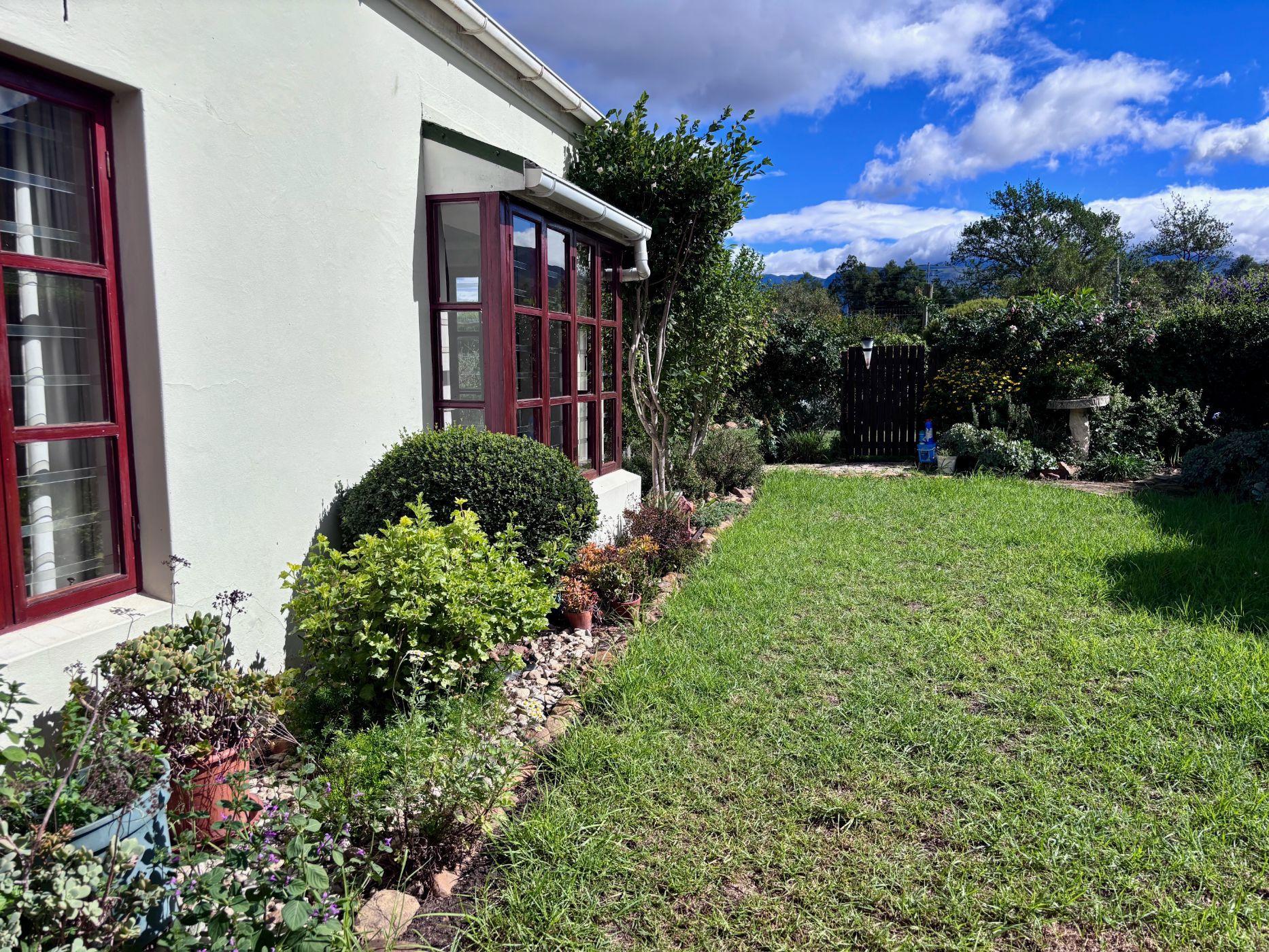 Image 4 of 6