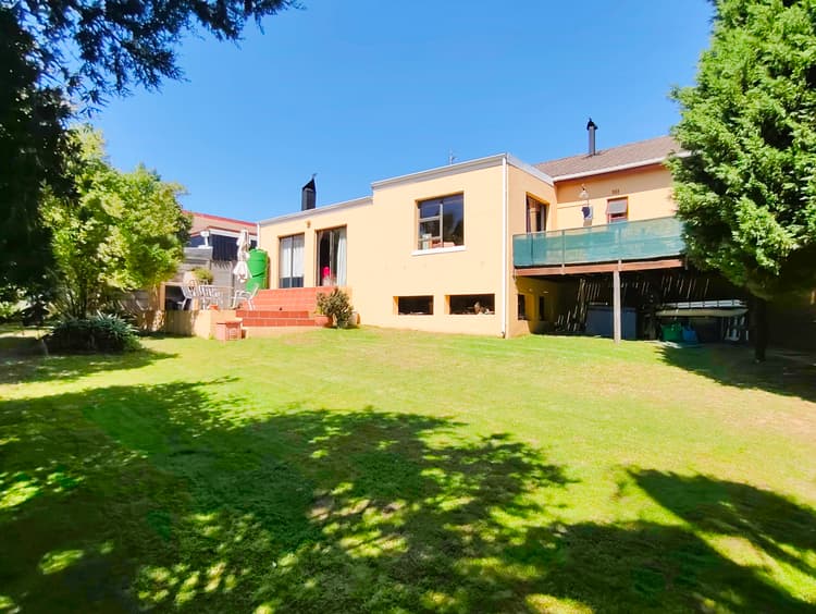 Main property image