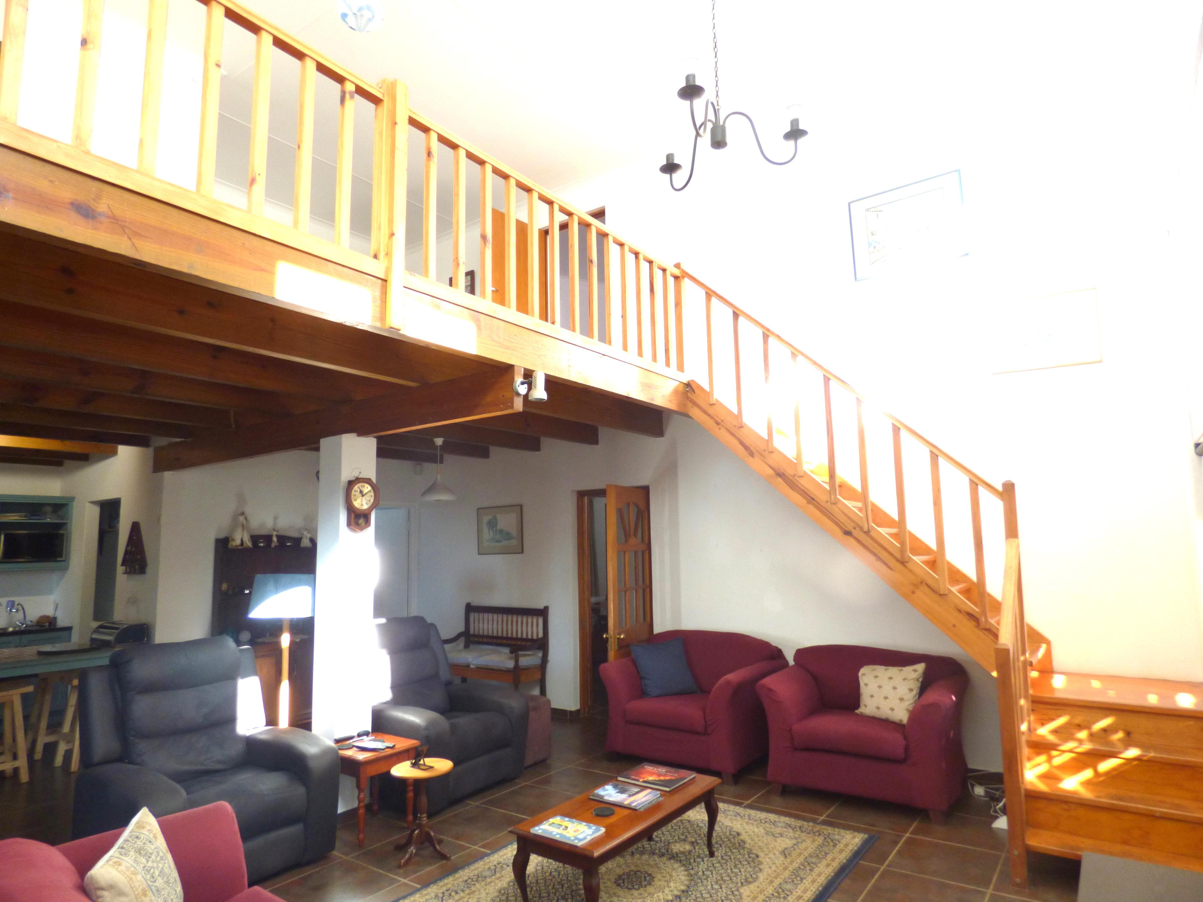 Image 4 of 6