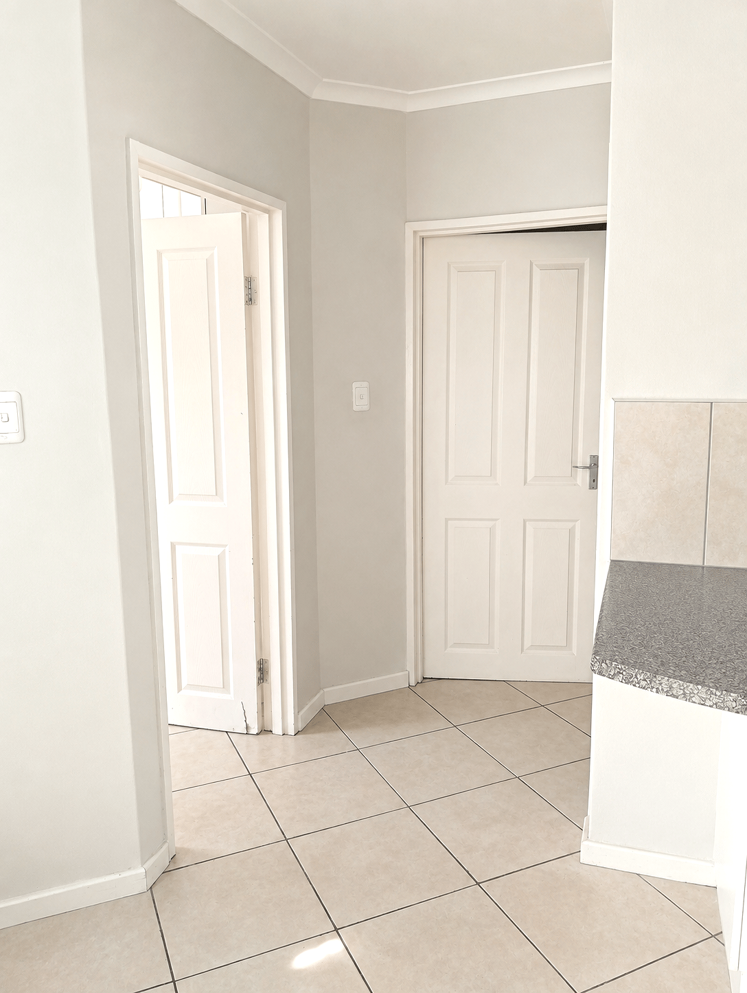 Image 4 of 6