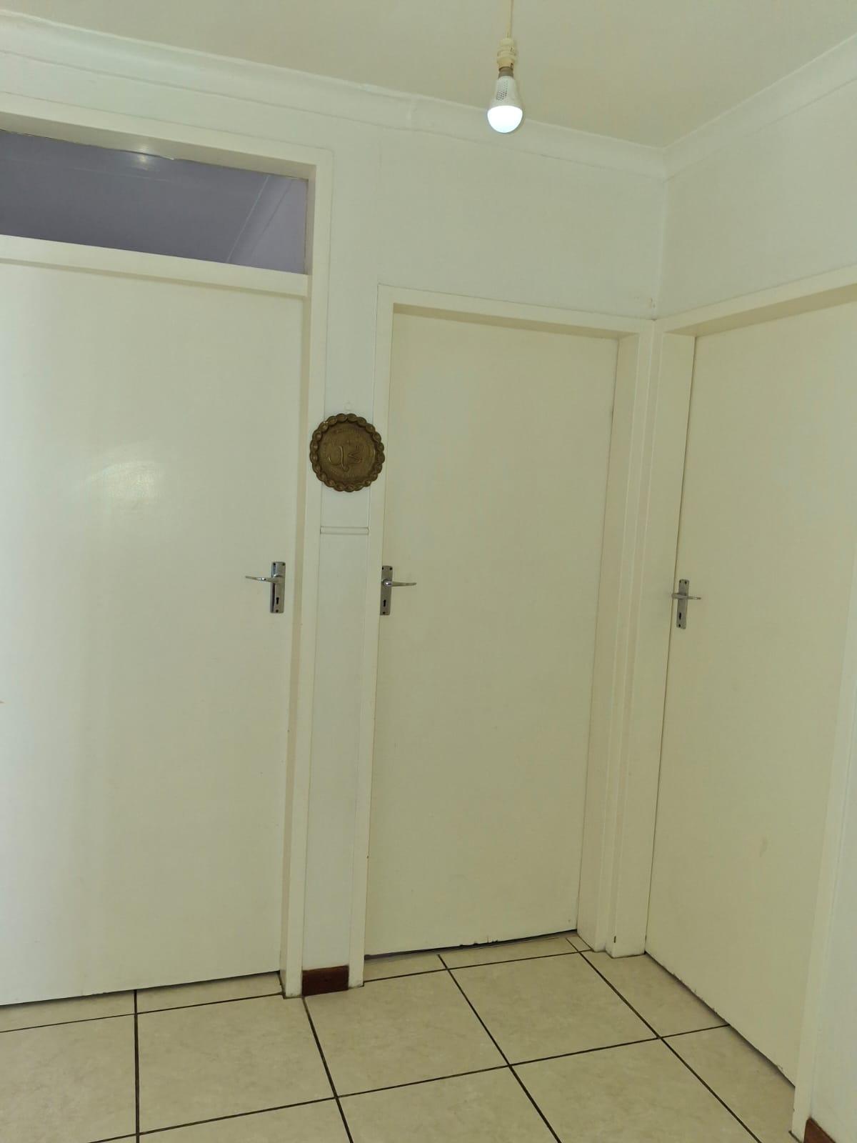 Image 5 of 6