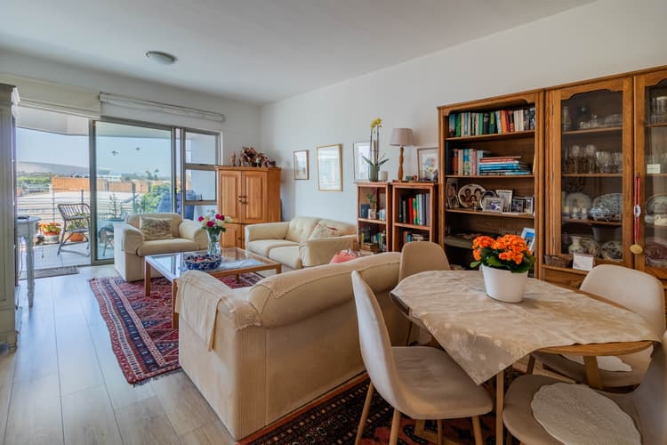 Main property image