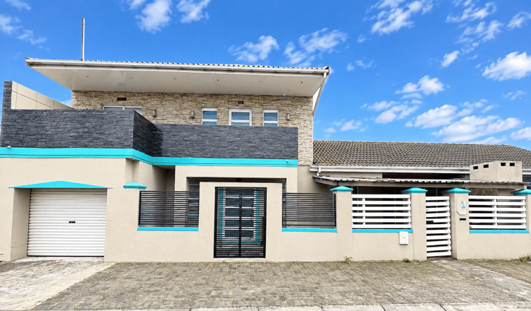 Main property image